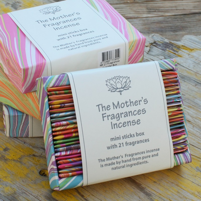 Gift box with 21 Mother's Fragrances Gift box with 21 Mother's Fragrances